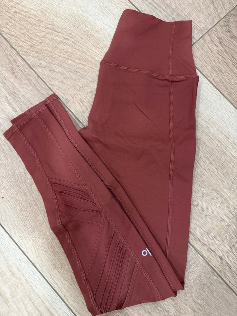 ALO Yoga Leggings in Dusty Rose Rust